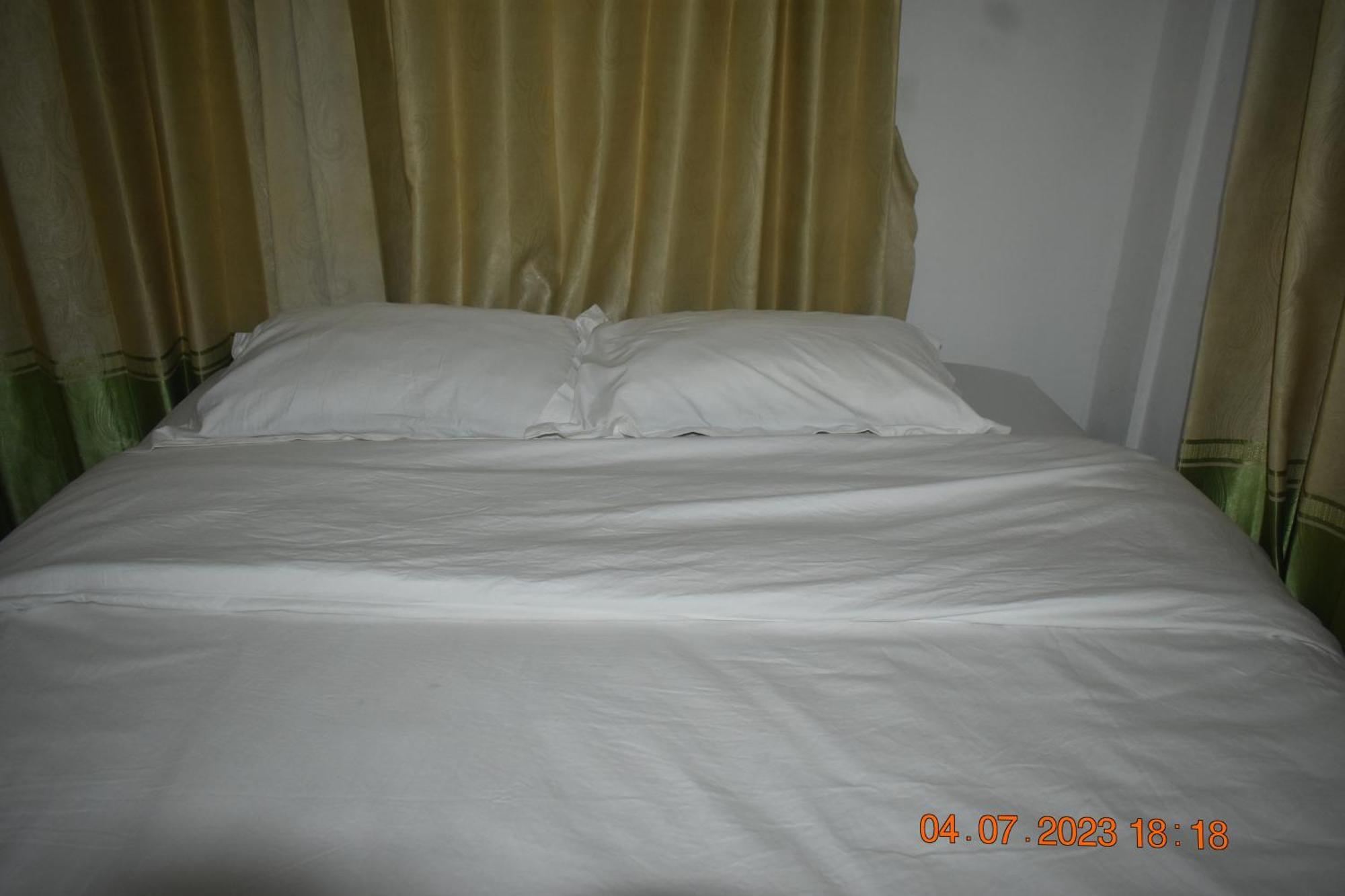 Four-G Home Stay & Komodo Tour Labuan Bajo Kültér fotó