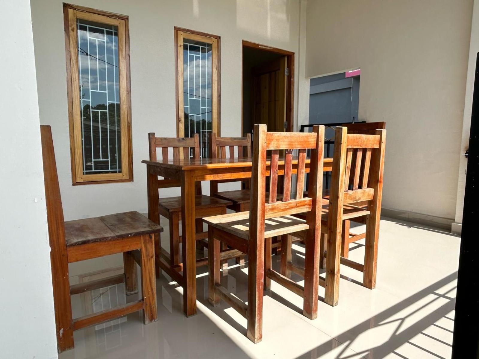 Four-G Home Stay & Komodo Tour Labuan Bajo Kültér fotó